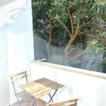 Ocean And Village Apartament *