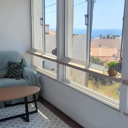 Apartment Ocean And Village Sesimbra