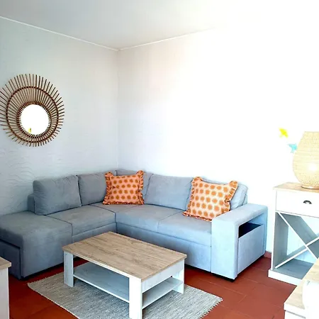 Ocean And Village Apartment